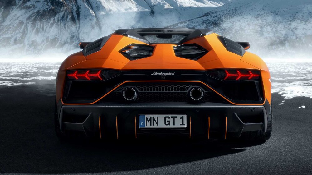 فراتر از لامبورگینی، گاو خشمگین یک و نیم میلیون دلاری/ عکس