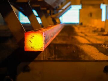 آزمایش موفقیت‌آمیز بزرگترین و پیشرفته‌ترین واحد فولادسازی القایی کشور در تبریز