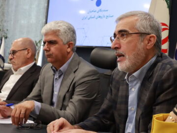 طلب۳۹ همتی داروخانه ها و شرکت های پخش دارو از دولت و بیمه ها