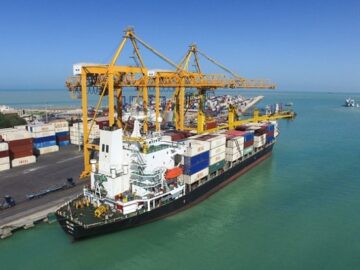 فعالیت خط منظم کانتینری بین بندر بوشهر و جبل‌علی امارات؛ به‌زودی