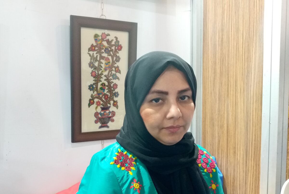 مشکلات تولید صنایع دستی در تهران | هنرمندان حمایت نمیشوند