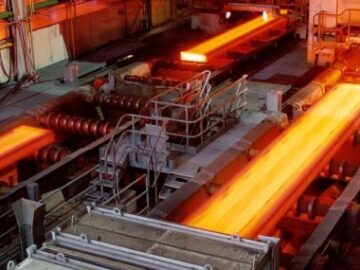 افزایش ۸.۸ دهم درصدی تولید فولاد خام ایران