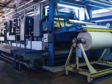 تعطیلی واحدهای تولید منسوجات بی بافت با انحصار و رانت