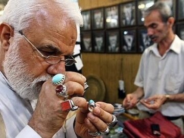 سنگینی قوانین صادرات در شهر گوهر سنگ‌ها| قاچاق نقره مشتری بیشتری دارد