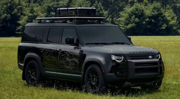 نمای جلو شاسی بلند لندرور دیفندر نسخه Trophy