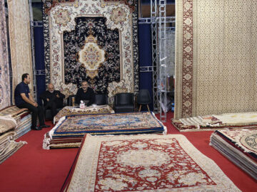 گشایش هفدهمین نمایشگاه فرش و تابلو فرش دستباف در اردبیل