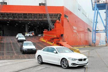 متقاصیان خرید خودرو بخوانند/ قیمت جدید خودروهای وارداتی اعلام شد + جدول