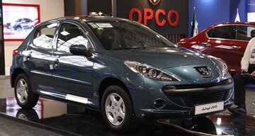 نسخه جدید پژو ۲۰۷i به نمایشگاه خودروی مشهد آمد/ عکس