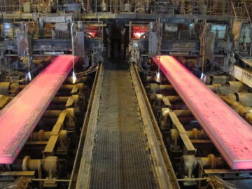 کولاک مبارک فولاد؛ نوآوری و رشد در میان ریسک ها و چالش ها