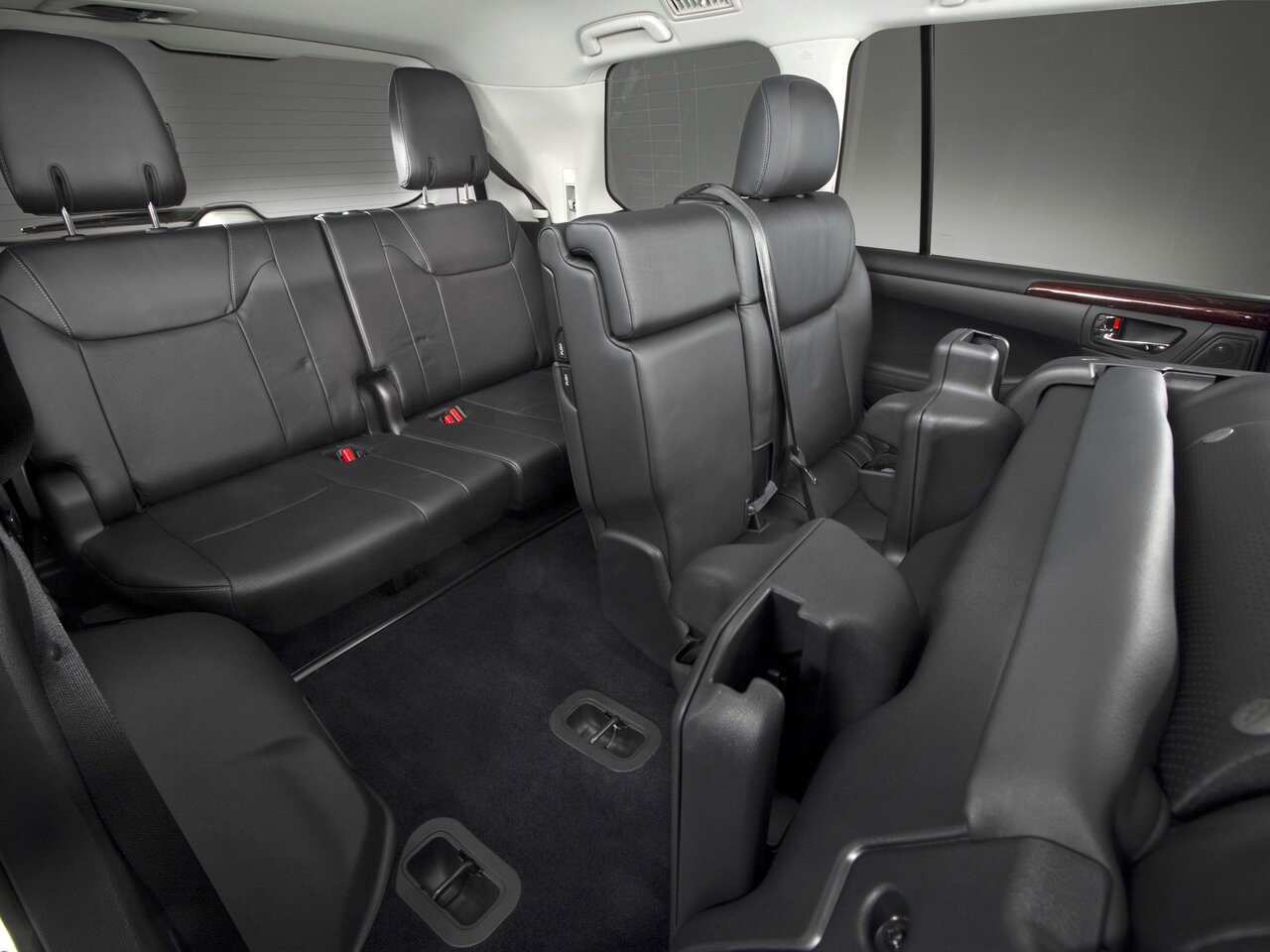 با گرانترین شاسی بلند فول سایز ایران آشنا شوید/عکس