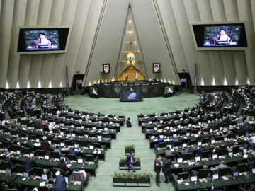 تکلیف مجلس به دولت برای قیمت‌گذاری تجهیزات و ملزومات پزشکی