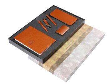 روز مادر و روز پدر در سال ۱۴۰۳