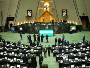 ساز و کار ذخیره دارو و تجهیزات پزشکی برای مدت ۶ ماه تعیین شد