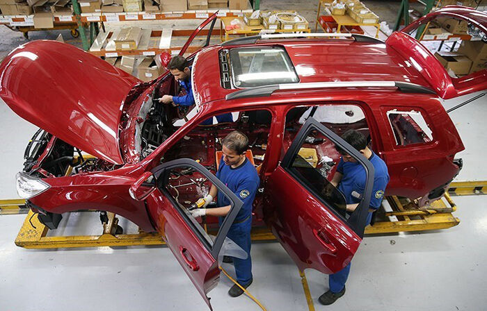 چرا پس از ۴دهه خودروسازان مجدد مونتاژکار شدند؟ |بهارستان و دولت، سیاستمدار صنعتی خودروسازی نیستند