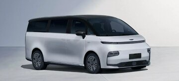 این مینی‌ون از روی هواپیما ساخته شده‌است!/ عکس