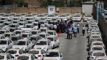 بازار خودرو بهم ریخت/ پژوپارس ۲۷۵ میلیون تومان  شد