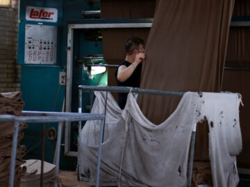 ضربه کاری پتروشیمی تندگویان به صنایع نساجی| معامله پلی استر در دی و آذر ۳۰ تا ۴۶  درصد کاهش یافت