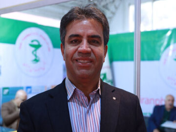 از حرف تا عمل مسئولین در حوزه داروسازی| کالایی را اجازه تولید در داخل ندادند ولی ۳برابر قیمت وارد شد