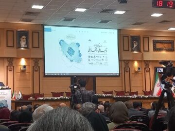 برگزاری بیست و یکمین جشنواره تولید ملی افتخار ملی؛  دولت باید با تولید کنندگان آشتی کند