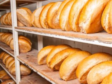 سهم ۷ درصدی نان صنعتی در سفره خانوارها| با یکسان سازی قیمتها رانت نهفته در آرد سوبسیدار را قطع کنید