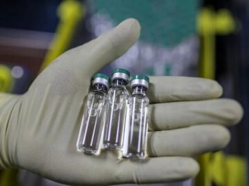 امحای ۶ میلیون دوز واکسن کرونا در شرکت سیناژن؛ دولت واکسن های سفارش داده را تحویل نگرفت