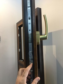 رفع ایراد پنجره دوجداره 