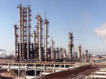 جنگیدن برای بقا| بد عهدی پتروشیمی آبادان در تحویل PVC