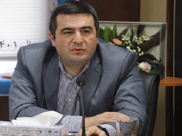 دخالت برخی از نهادها مخل تامین نیاز دارویی مردم؛ مجلس برای بهبود صنعت دارو در ۱۴۰۳ پیش قدم شود