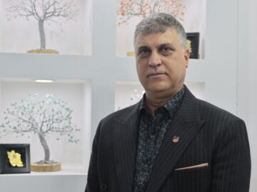 زنجیره اکتشاف، استخراج و فرآوری و حتی آموزش گوهر سنگ را داریم| سنگ عقیق ایران در دنیا بی نظیر است