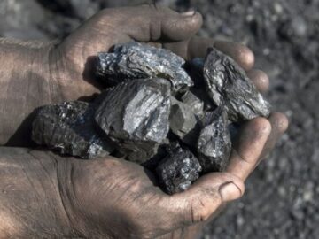 قیمت جهانی سنگ آهن به پایین ترین حد در ۶ ماه گذشته رسید| احتمال کاهش قیمت سنگ آهن به ۱۰۰ دلار در تن