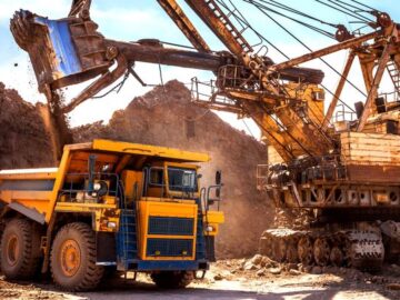 معدن می تواند بهتر از نفت برای اقتصاد ایران عمل کند؛ دولت برای توسعه بخش معدن چه برنامه ای دارد؟