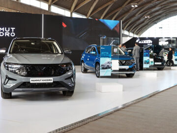 همکاری ماموت و چری به صلاح بازار نیست| قانون نانوشته برای تامین خودرو مورد نیاز کشور از «چین»