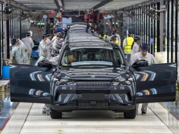 چرا چینی ها در تولید خودروهای برقی تنوع طلب شدند؟| ۲۰ نکته در مورد راز و رمز خودروسازی چین