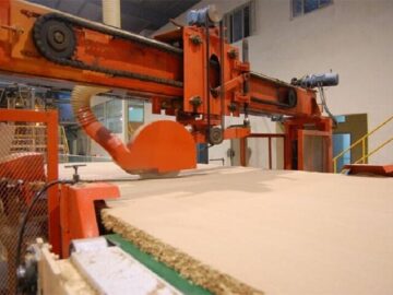 کارخانه «ام دی اف» خاورمیانه اهواز آماده بهره برداری است| جلوگیری از خروج ۵۰ میلیون دلار