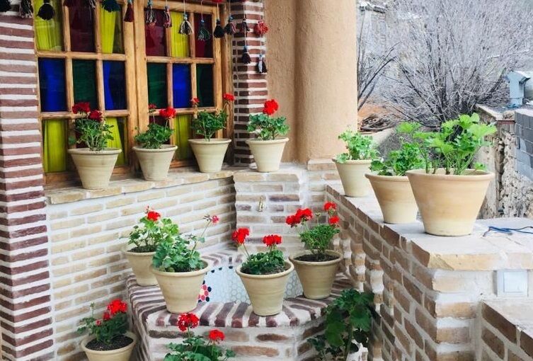 بومگردی‌ها خودی نشان دادند| «زشت و زیبای» اقامتگاه‌ها و اقتصاد روستایی